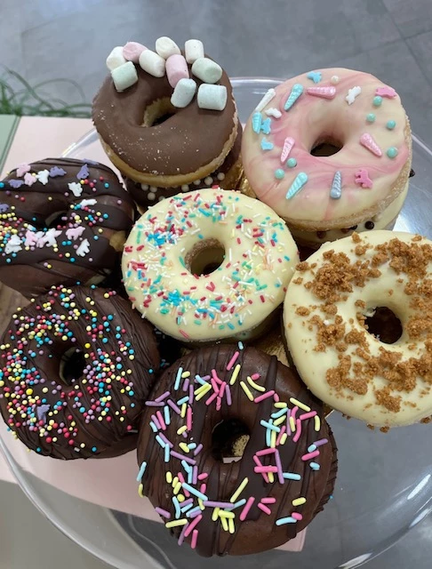 Donuts (chocolat au lait ou blanc)